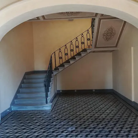 Apartment The Old Castle Alica Forcoli